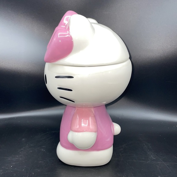 Holiday SALE 🎁 Ships TODAY ⬇️ Hello Kitty Ceramic Cookie Jar Canister - Picture 2 of 4